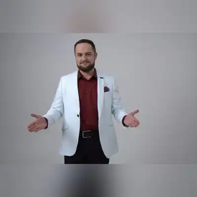 项萱磊